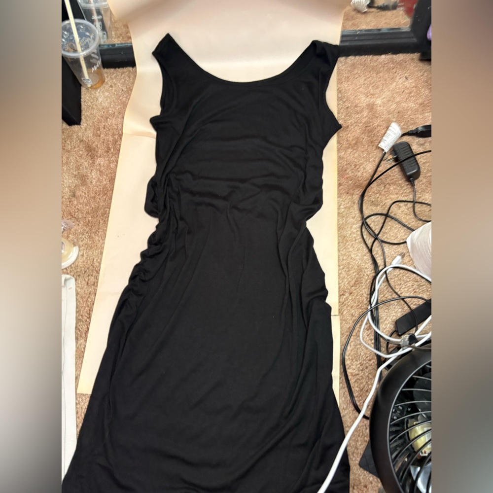 Black Sleeveless Dress